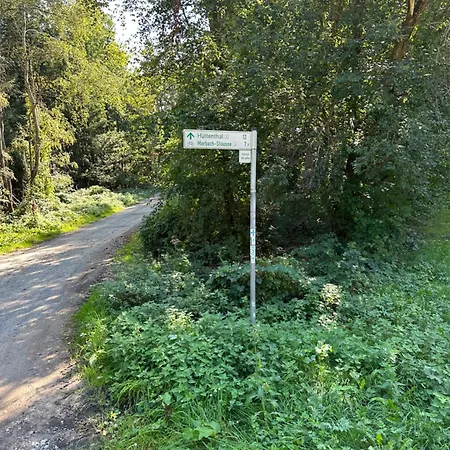 Am Wald *